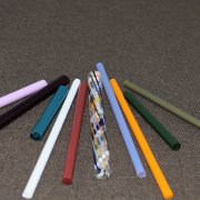 <b>Opaque colored glass rods for L</b>
